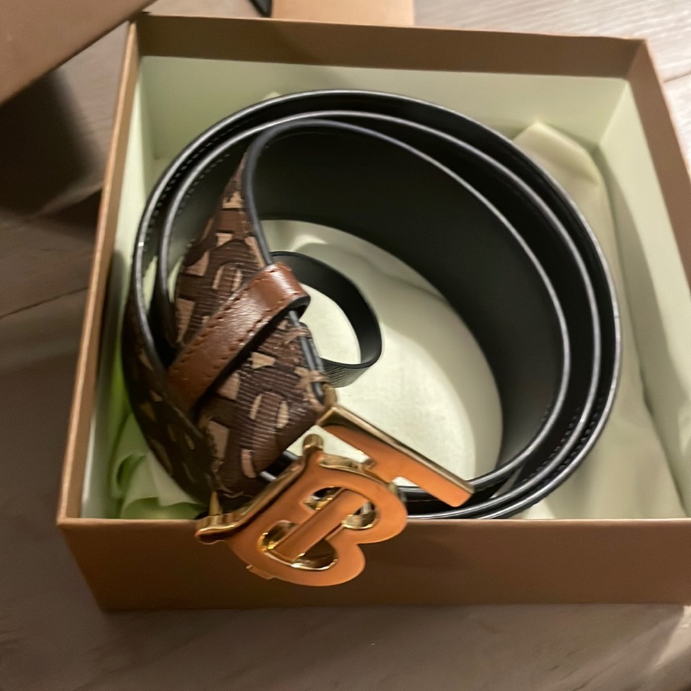 Burberry belt
